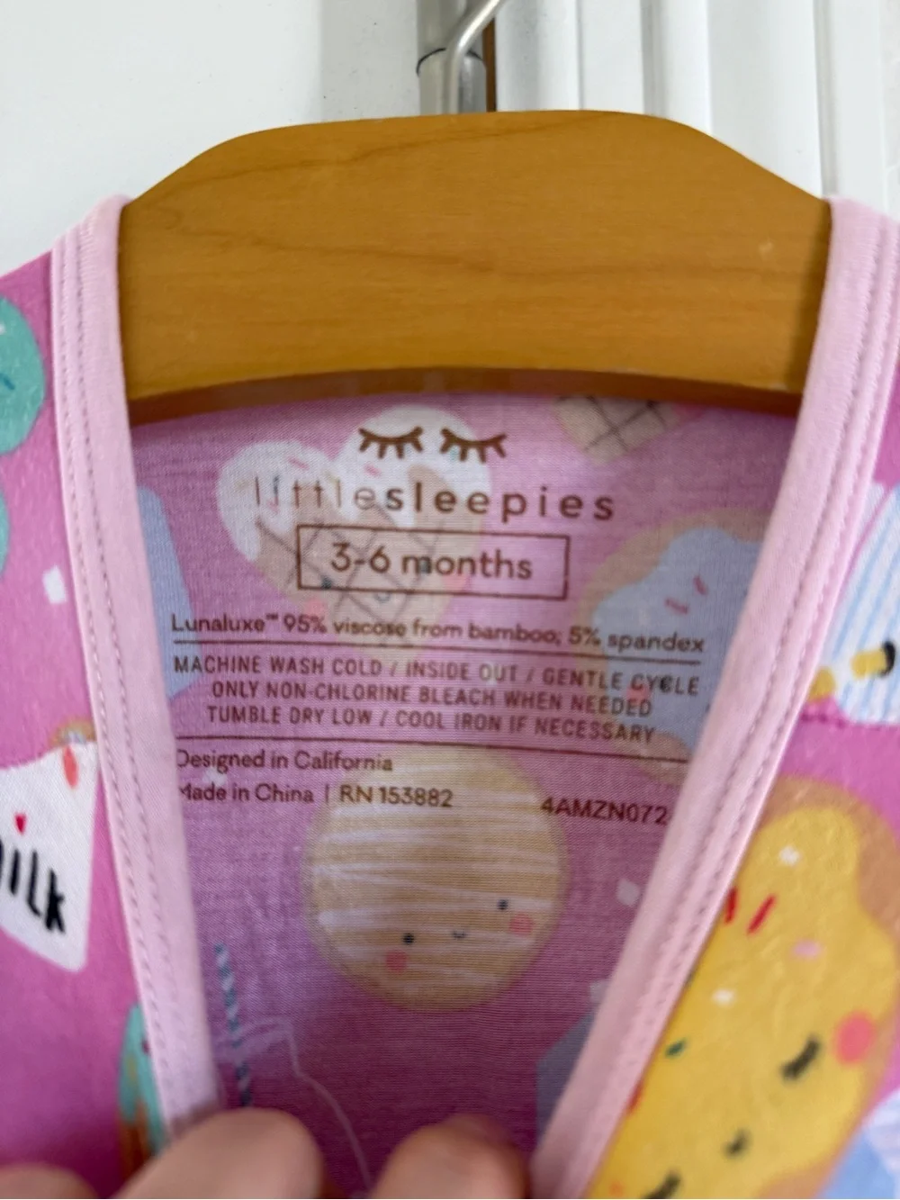 Little sleepies pink cookies and milk 6-12 months